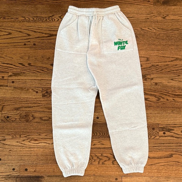 White Fox Boutique Pants - White Fox Boutique Light Gray Joggers XS